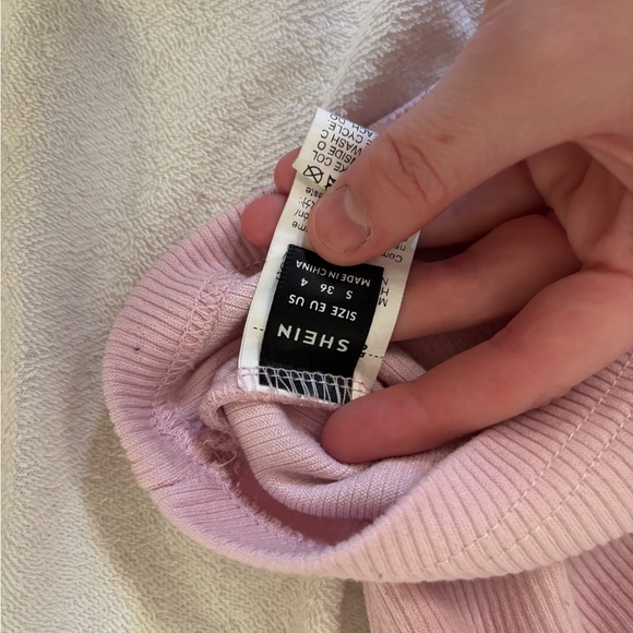 SHEIN Light Pink Ribbed Top - Picture 2 of 2